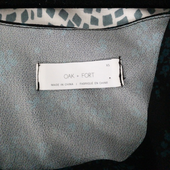 OAK + FORT | Mid-Length Flowy Dress - Picture 6 of 11